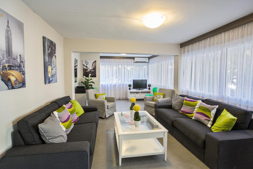 Merab Napa Suites Agia Napa Exterior foto